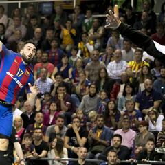 Pérez de Vargas impulsa al
Barcelona hacia la Final Four