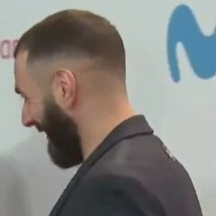 El gesto de Benzema cuando Edu Aguirre le pregunta si Mbappé está hecho: dispara los rumores
