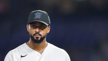El serpentinero de los Miami Marlins estuvo cerca de tirar la ruta completa otra vez y, aunque fue retirado, igualó un récord de hace más de 40 años
