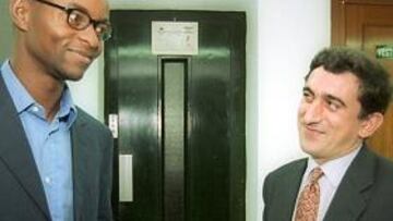 Finidi: "Mi objetivo es buscar buenos jugadores"