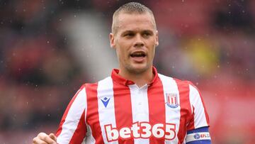 Ryan Shawcross recuerda 'la broma' de la cabeza de cerdo en el vestuario del Stoke City