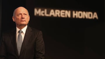 Ron Dennis se desliga por completo de McLaren.