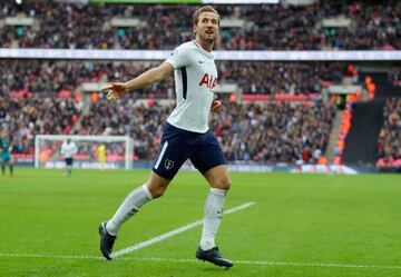 Harry Kane celebra un gol con el Tottenham.