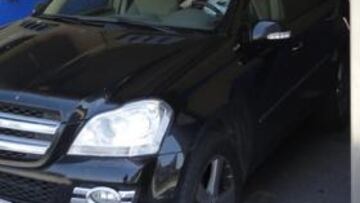 Aguilera, saliendo ayer del estadio.