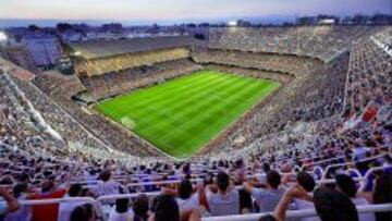 El Valencia rectifica y hace un guiño a la Curva Nord