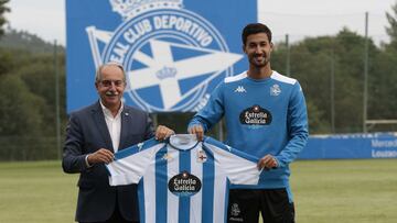 Deportivo de La Coru&ntilde;a.  Presentaci&oacute;n de Trigueros, Antonio Couceiro