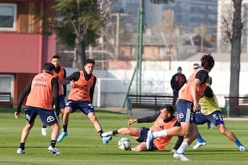 Las primeras postales de Berizzo dirigiendo a la Roja