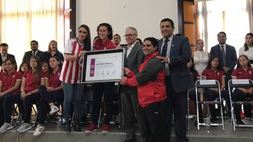 Chivas femenil es reconocido por la ciudad de Guadalajara