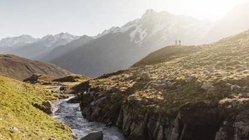 Entre sus queridas montañas.