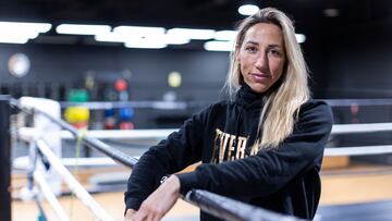 Jennifer Miranda posa en el ring de The Boxer Club.