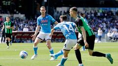 Soccer Football - Serie A - Napoli v U.S. Sassuolo - Stadio Diego Armando Maradona, Naples, Italy - April 30, 2022 Napoli's Dries Mertens scores their fourth goal REUTERS/Ciro De Luca