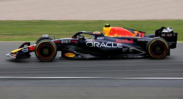 Así quedó Checo Pérez en la clasificación del GP de Gran Bretaña: ¿en qué posición sale?