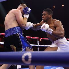 Anthony Joshua derrota a Otto Wallin en el ‘Día del Juicio Final’ desde Arabia Saudita