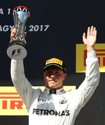 Valtteri Bottas celebrando su tercer puesto en Hungaroring.