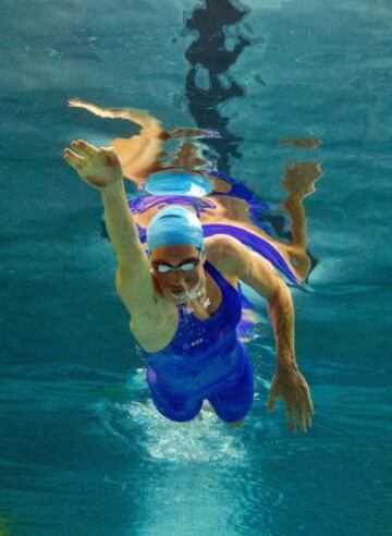 Camille Muffat durante las series de 200m libres durante el Campeonato de Francia de Natación.