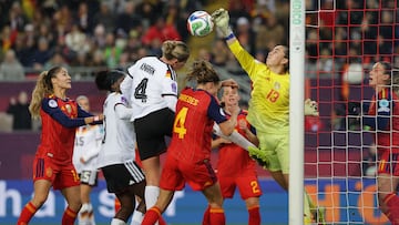 Cata conquista el infierno