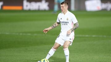 Toni Kroos fired home from outside the box on the stroke of half-time to put Zidane&#039;s side into the lead in their LaLiga match on Tuesday night.