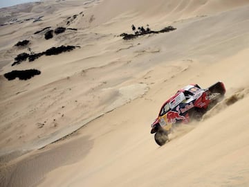 Toyota&#039;s Qatari driver Nasser Al-Attiyah and his co-driver Mathieu Baumel of France compete, during the Stage 1 of the 2018 Dakar Rally between Lima and Pisco, Peru, on January 6, 2018. 
 The 40th edition of the Dakar Rally will take competitors thro