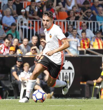 Valencia (2016-2017) | Sevilla (2018-2021)