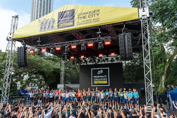 La presentación del Critérium de Singapur, con los protagonistas en el escenario este sábado