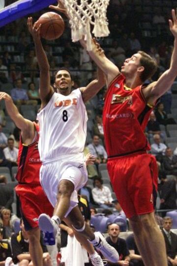 Tercer puesto en el Eurbasket de 2001. Partido España-Alemania.
Pau Gasol.  