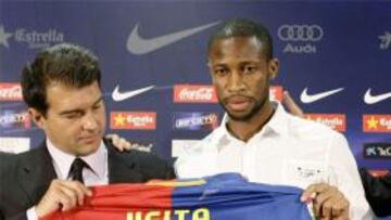 <b>UN SUEÑO.</b> El jugador africano ha firmado con el club catalán para las cuatro próximas temporadas.
