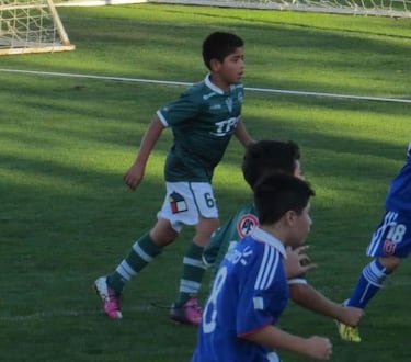“Mi hermano falleció cuando yo tenía 12 años... Le prometí ser futbolista profesional y jugar en Wanderers, él es mi motor”