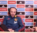 La "emoción" de Iniesta cuando varios culés le piden que se quede