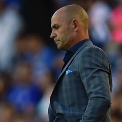 Paco Jémez: “Me gustaría ver que los árbitros agreguen 12 minutos”