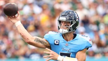 NASHVILLE, TENNESSEE - SEPTEMBER 22: Quarterback Will Levis #8 of the Tennessee Titans passes against the Green Bay Packers during the second quarter at Nissan Stadium on September 22, 2024 in Nashville, Tennessee. Johnnie Izquierdo/Getty Images/AFP (Photo by Johnnie Izquierdo / GETTY IMAGES NORTH AMERICA / Getty Images via AFP)