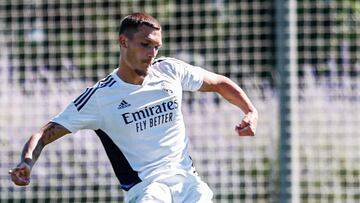 Rafa Marín, en un entrenamiento del Castilla.