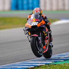 KTM mira a los neumáticos y la aerodinámica