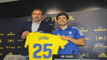 Presentación Jairo con el Cádiz.