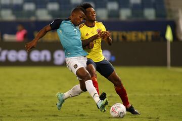 Los dirigidos por Reinaldo Rueda debutaron con victoria en el primer partido de la Copa América. La Tricolor se impuso con un tanto de Edwin Cardona.  