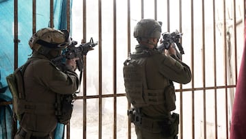 Israeli soldiers operate in the Gaza Strip amid the ongoing conflict between Israel and the Palestinian Islamist group Hamas, in this handout picture released on March 27, 2024.  Israel Defense Forces/Handout via REUTERS.    THIS IMAGE HAS BEEN SUPPLIED BY A THIRD PARTY