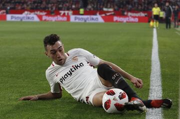 El Sevilla lo fichó procedente del Barcelona en la temporada 18/19 por 1,05 millones de euros. 
