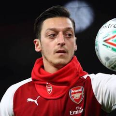 Özil: "Lo que diga la gente de fuera sobre mi juego o mi carácter es irrelevante, basura"