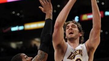 Los Angeles Lakers, 12 de 13 con un gran Kobe Bryant