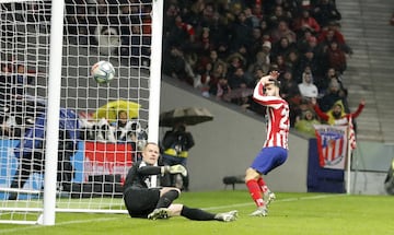 Marc-André Ter Stegen y Mario Hermoso.