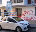Un ‘camello’ es delatado en Cádiz por sus vecinos con una pintada: “Se vende droga aki”