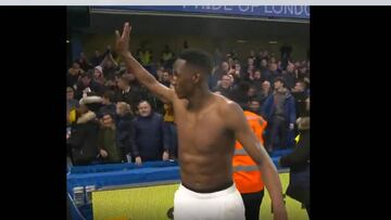 La afición de Everton enloquece con la camiseta de Yerry Mina