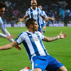 Soares y Casillas disparan al Oporto que duerme líder