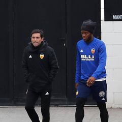 Valencia: Batshuayi, uno más mientras se aclara su futuro