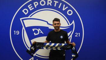 13/07/21 PRESENTACION COMO NUEVO JUGADOR DE IVAN MARTIN DEL DEPORTIVO ALAVES