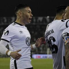 Paredes corta la larga sequía de Colo Colo y acecha a 'Chamaco'