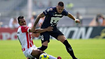 Los chilenos se salen en el triunfo de Pumas frente a Necaxa