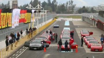 Giancarlo Fisichella realizó la presentación en el Autódromo Internacional de Codegua, en el marco del tour Mundial “Corso Pilota Ferrari 2015”.