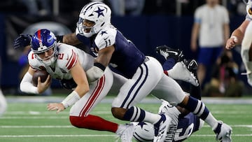 Time is running out for the Dallas Cowboys, with their postseason hopes hanging by a thread. Let’s look at what they need.