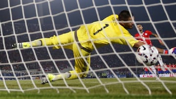 Sergio Romero: "El penal que más me dolió fue el de Vidal"