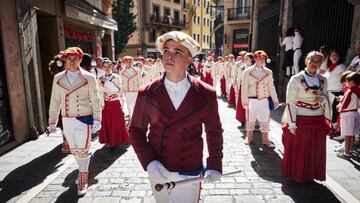 Every year, thousands of people try their luck by running with the bulls at the San Fermín festival in Pamplona, with surprisingly few injuries